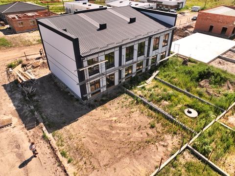 будинок за адресою Успішна, 14
