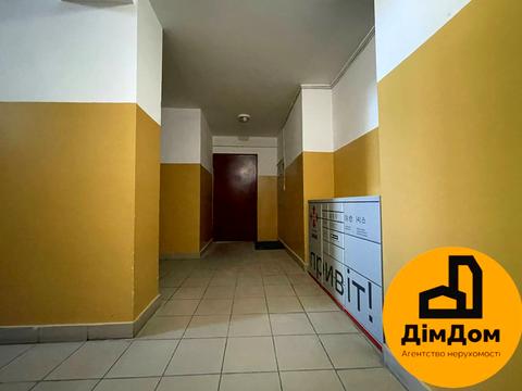 квартира по адресу Миколи Хвильового ул., 1