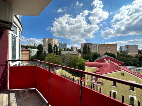 квартира за адресою Олександра Кониського вул., 44