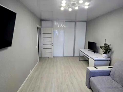 квартира за адресою Академіка Заболотного вул., 116