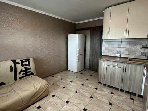 квартира за адресою Михайла Лушпи просп., 5 к30