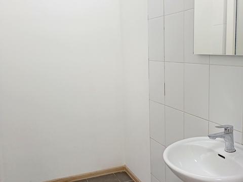 коммерческая по адресу Тичини, 3