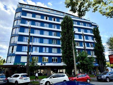 комерційна за адресою Костянтинівська вул., 75