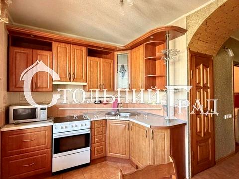 квартира по адресу Червоной Калины просп. (Владимира Маяковского), 30