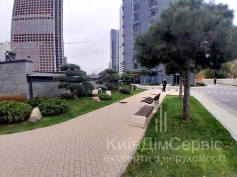 квартира за адресою Академіка Заболотного вул., 1-Б
