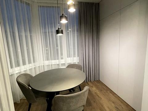 квартира по адресу Молодіжна ул., 5