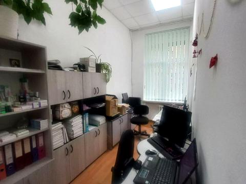 коммерческая по адресу Рівненська, 1