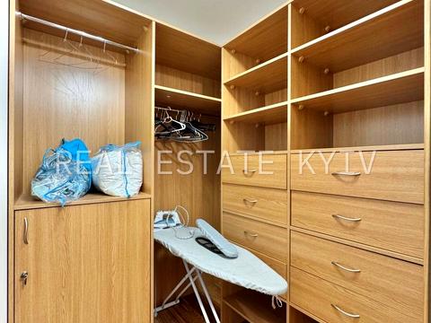 квартира за адресою Панаса Мирного вул., 28-А
