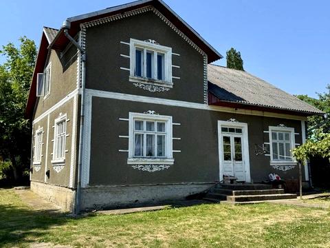 будинок за адресою Українська