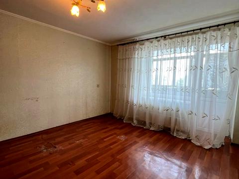 квартира за адресою Михайла Лушпи просп., 48