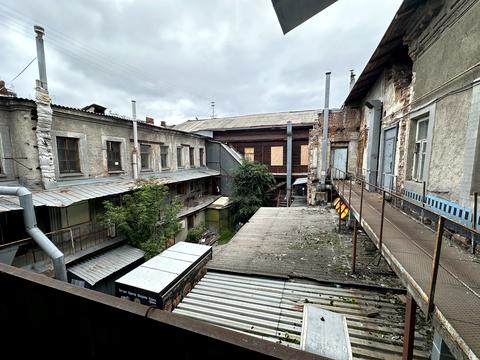 комерційна за адресою Кооперативна вул., 9