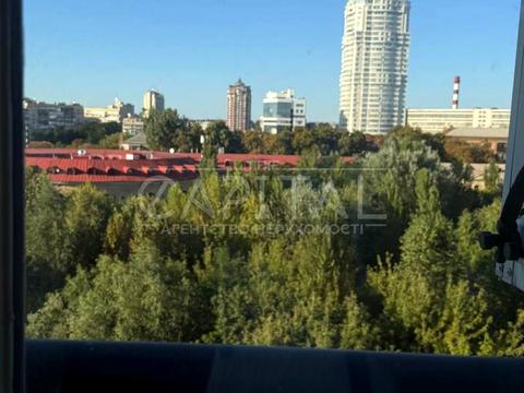 квартира за адресою Панаса Мирного вул., 28-А