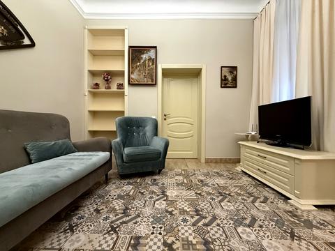 квартира за адресою Михайла Грушевського вул., 11