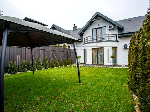 дом по адресу Звенигородская ул.