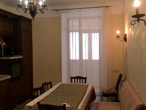 квартира за адресою Київ, Почайнинська вул., 70
