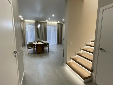 будинок за адресою Дружби бульв.