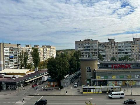 квартира по адресу Героев просп., 10