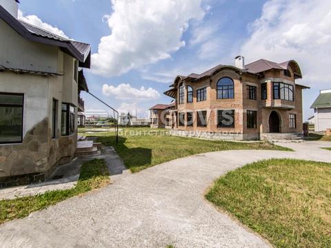 будинок за адресою Каштанова вул., 8