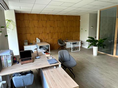 комерційна за адресою Січових Стрільців вул. (Артема), 84-А