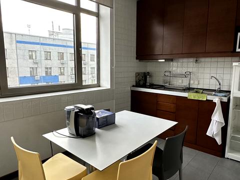коммерческая по адресу Большая Васильковская ул. (Красноармейская), 72