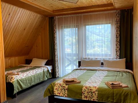 дом по адресу Лазівська