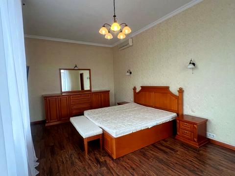 будинок за адресою яблунева, 2