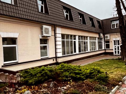 коммерческая по адресу Владимира Моссаковского ул. (Клари Цеткін), 1-А