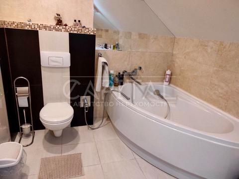 будинок за адресою с. Русанів, Набережна