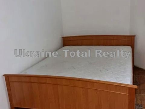 квартира за адресою Набережно-Хрещатицька вул., 7-Б