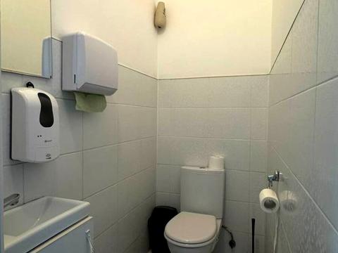 коммерческая по адресу Грушевського, 15