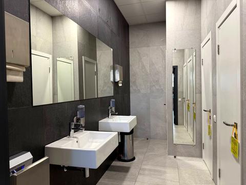 комерційна за адресою Сім'ї Прахових вул. (Гайдара), 50