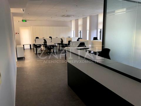 комерційна за адресою Митрополита Василя Липківського вул. (Урицького), 14