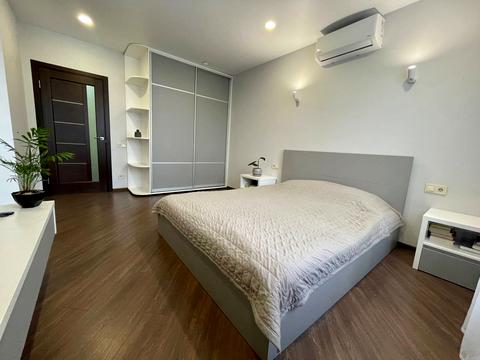 квартира за адресою Юрія Кондратюка вул., 3