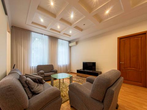 квартира за адресою Хрещатик вул. (Kreschatic), 15