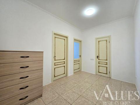 квартира за адресою Анни Ахматової вул., 22