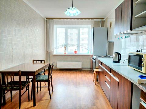 квартира за адресою Миколи Бажана просп., 24/1