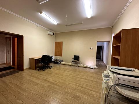 коммерческая по адресу Новосельского ул., 97