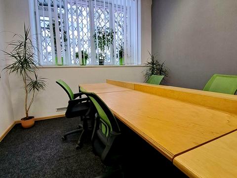 комерційна за адресою Марії Капніст вул. (Желябова), 2