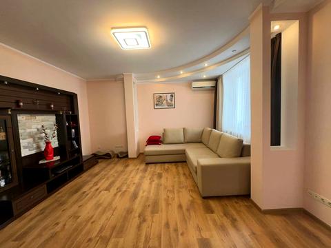 квартира по адресу Миколы Бажана просп., 10