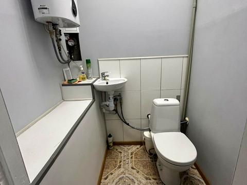 комерційна за адресою Миколи Закревського вул., 57