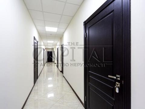 комерційна за адресою Спаська вул., 5