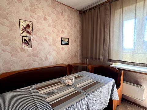 квартира за адресою Ревуцького вул., 42-А