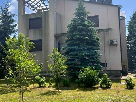 коммерческая по адресу Незалежності, 17