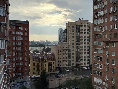 квартира за адресою Дмитрівська вул., 13