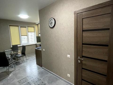 квартира по адресу Червоной Калины просп. (Владимира Маяковского), 17-Г