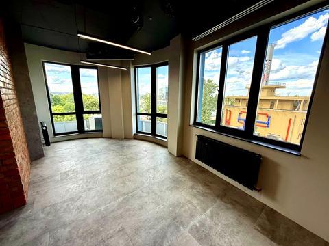 комерційна за адресою Костянтинівська вул., 75