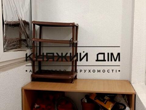 квартира по адресу Драгоманова ул., 2-Б