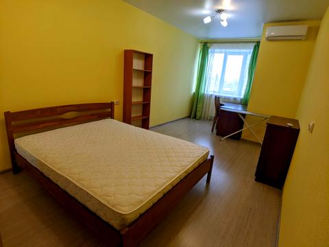 квартира за адресою Патріарха Мстислава Скрипника вул., 48-А