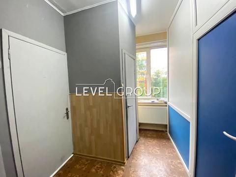 комерційна за адресою Володимира Івасюка просп. (Героїв Сталінграду), 65