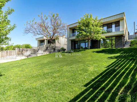 будинок за адресою с. Лісники, Ігорівська